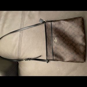 Signature Coach Crossbody